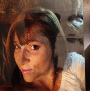 Meet your Posher, Jenny